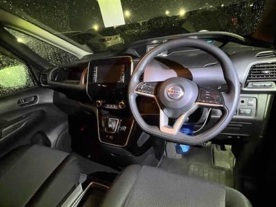 2022 Nissan SERENA - Thumbnail