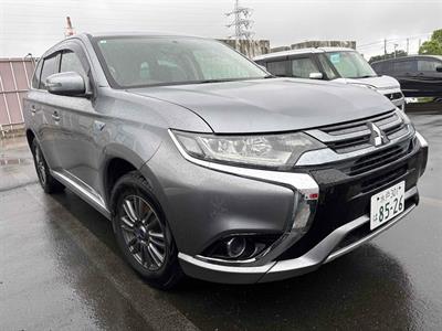 2017 Mitsubishi OUTLANDER - Thumbnail