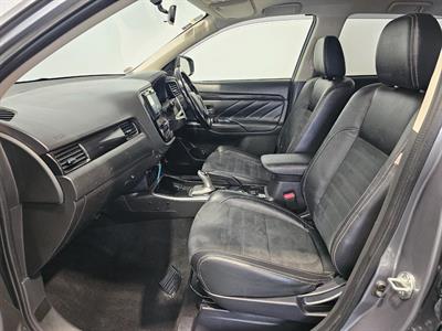 2017 Mitsubishi OUTLANDER - Thumbnail