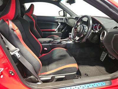 2017 Toyota 86 - Thumbnail