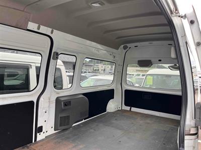 2018 Nissan NV350 - Thumbnail