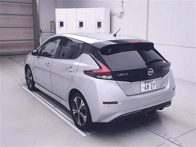 2018 Nissan LEAF - Thumbnail