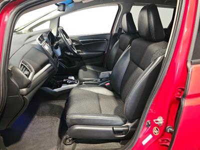 2013 Honda FIT - Thumbnail