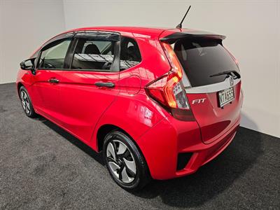 2013 Honda FIT - Thumbnail