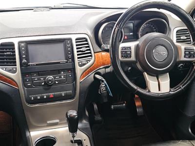 2011 Jeep Grand Cherokee - Thumbnail