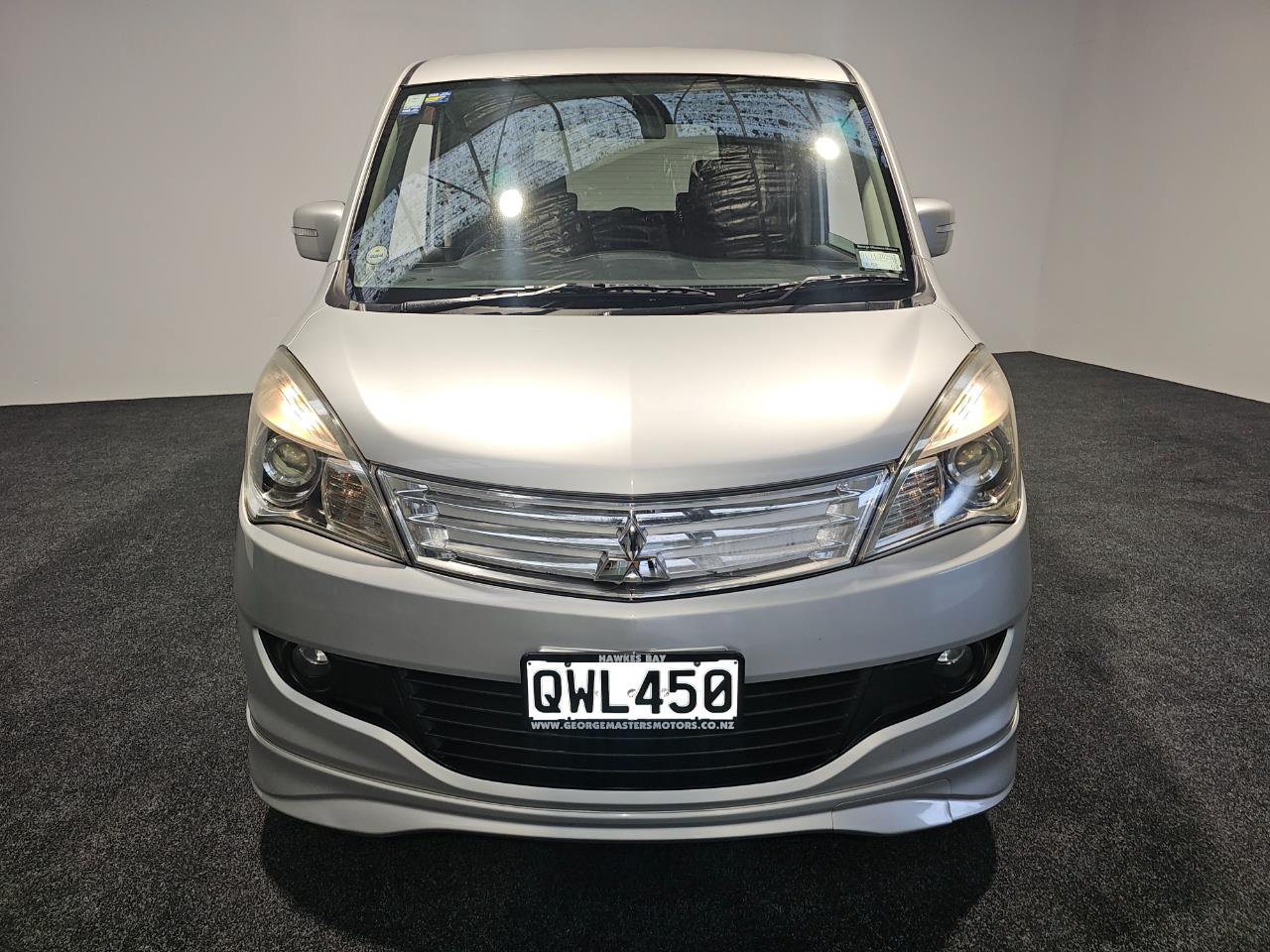 2013 Mitsubishi Delica