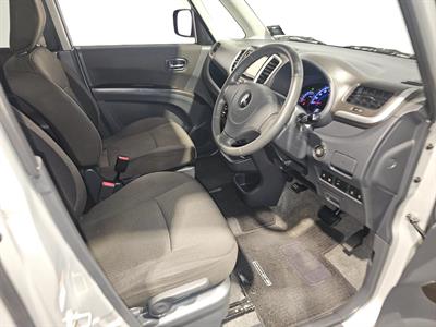 2013 Mitsubishi Delica - Thumbnail