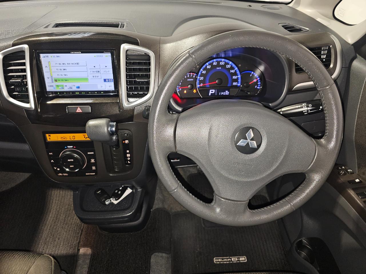 2013 Mitsubishi Delica