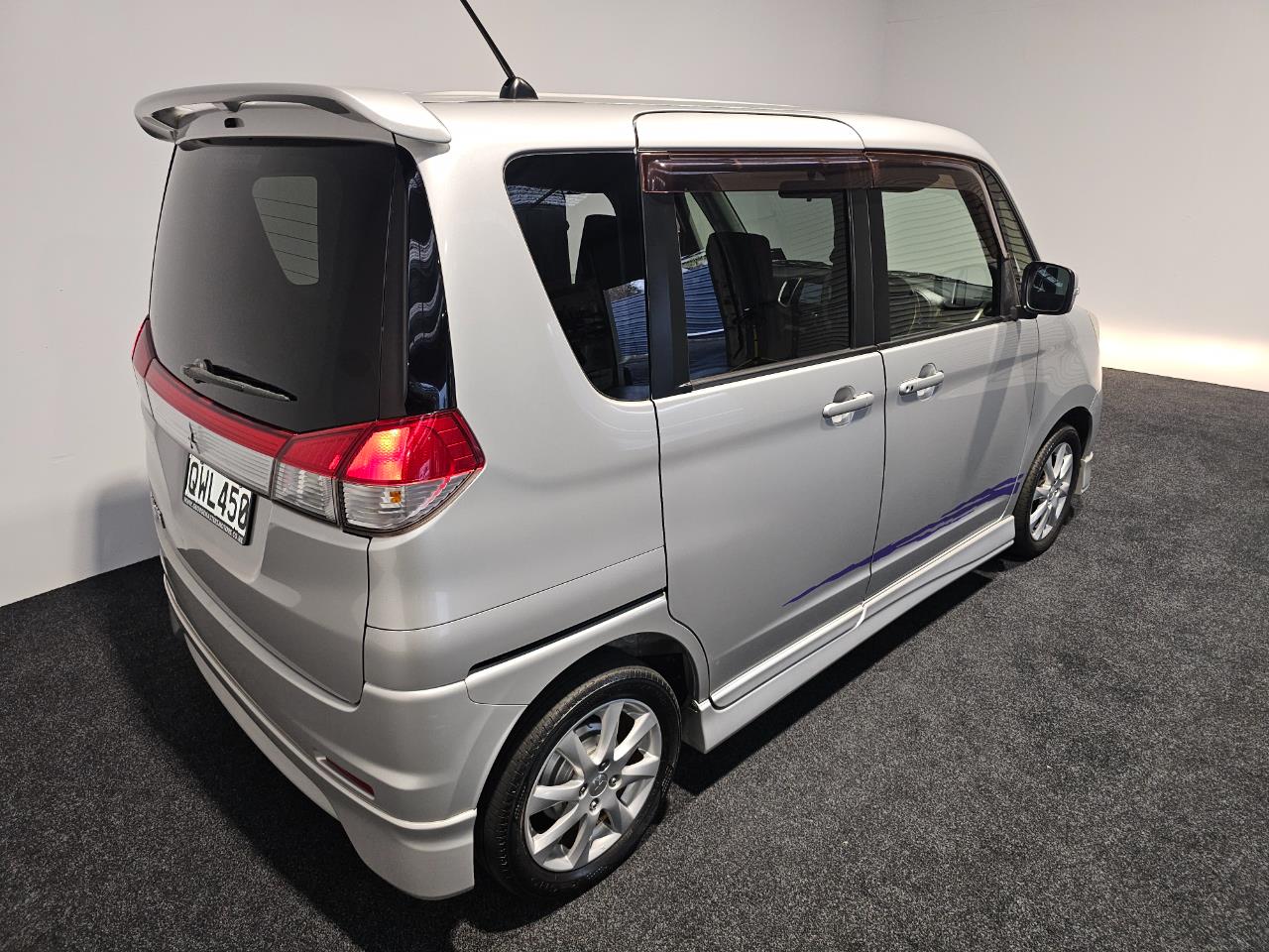 2013 Mitsubishi Delica