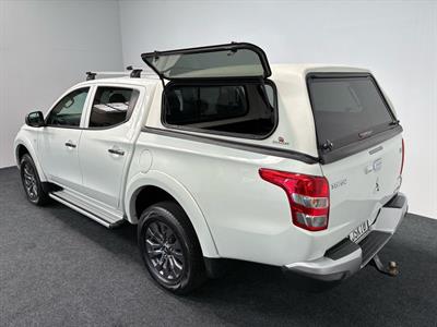 2016 Mitsubishi Triton - Thumbnail