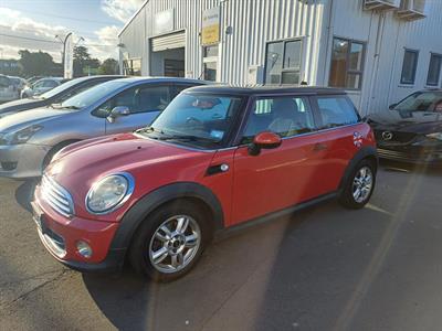 2011 Mini Cooper - Thumbnail
