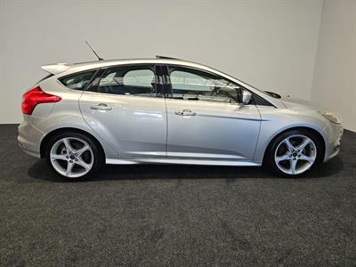 2013 Ford Focus - Thumbnail