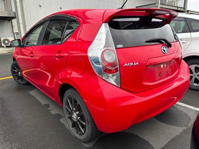 2012 Toyota AQUA - Thumbnail