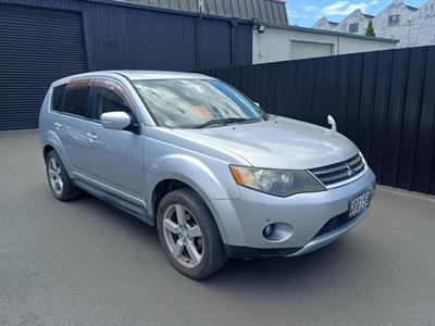 2009 Mitsubishi OUTLANDER - Thumbnail