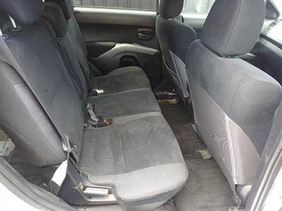 2009 Mitsubishi OUTLANDER - Thumbnail