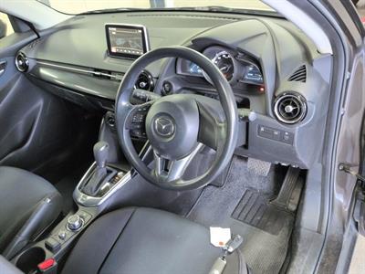 2015 Mazda DEMIO - Thumbnail