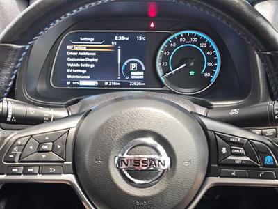 2021 Nissan LEAF - Thumbnail