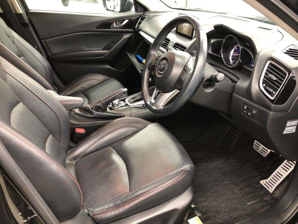2013 Mazda AXELA