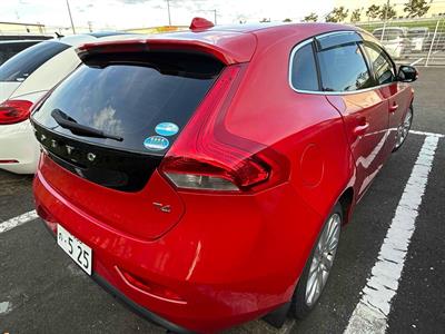 2013 Volvo V40 - Thumbnail