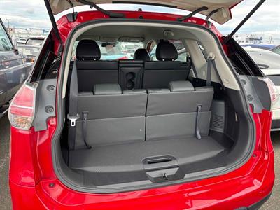 2015 Nissan X-TRAIL - Thumbnail