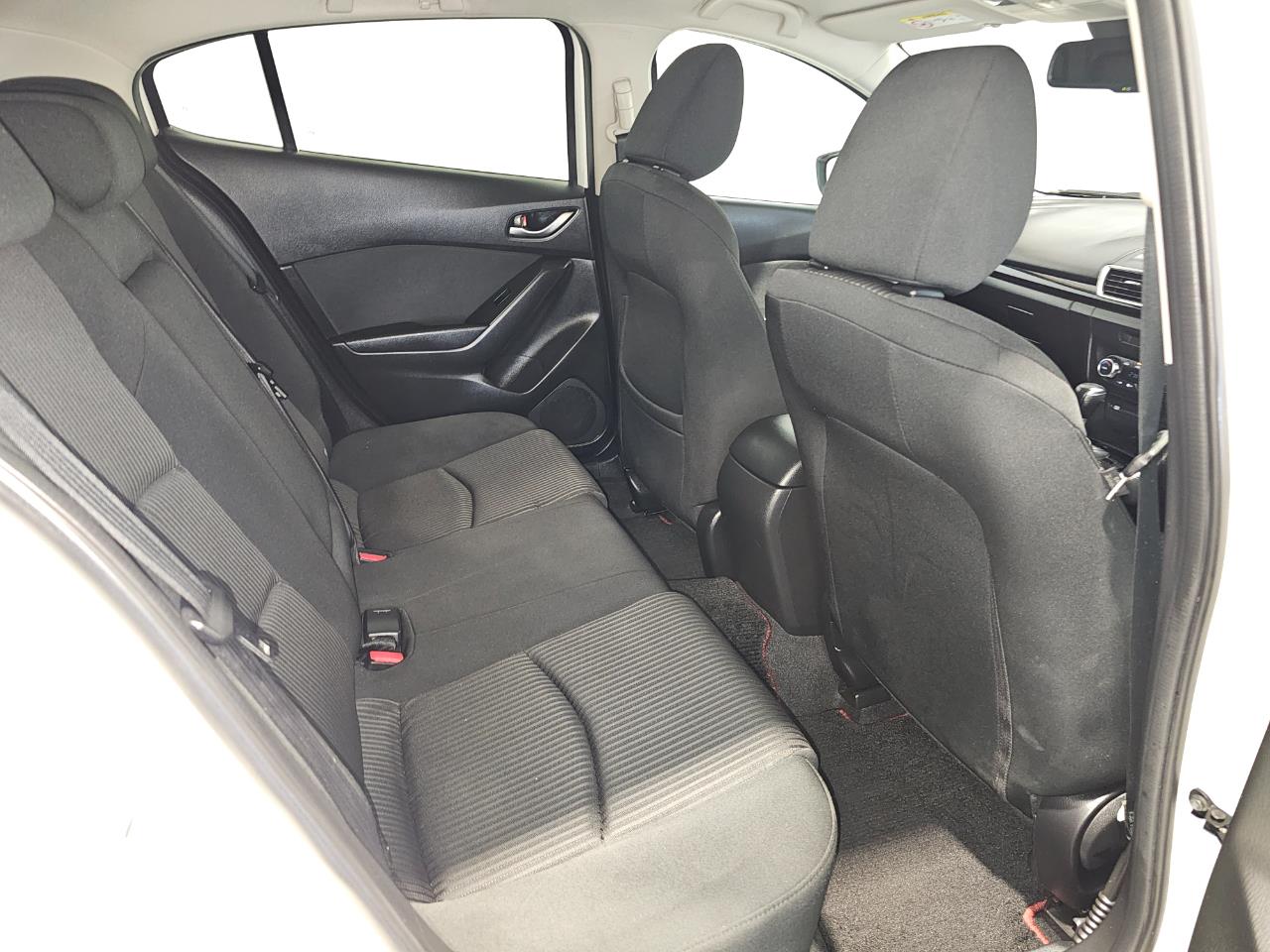 2014 Mazda AXELA