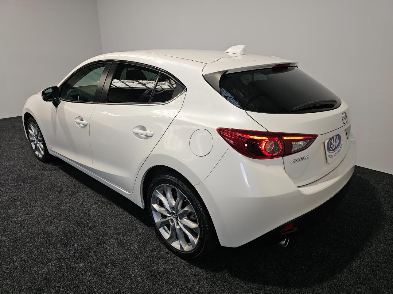 2014 Mazda AXELA