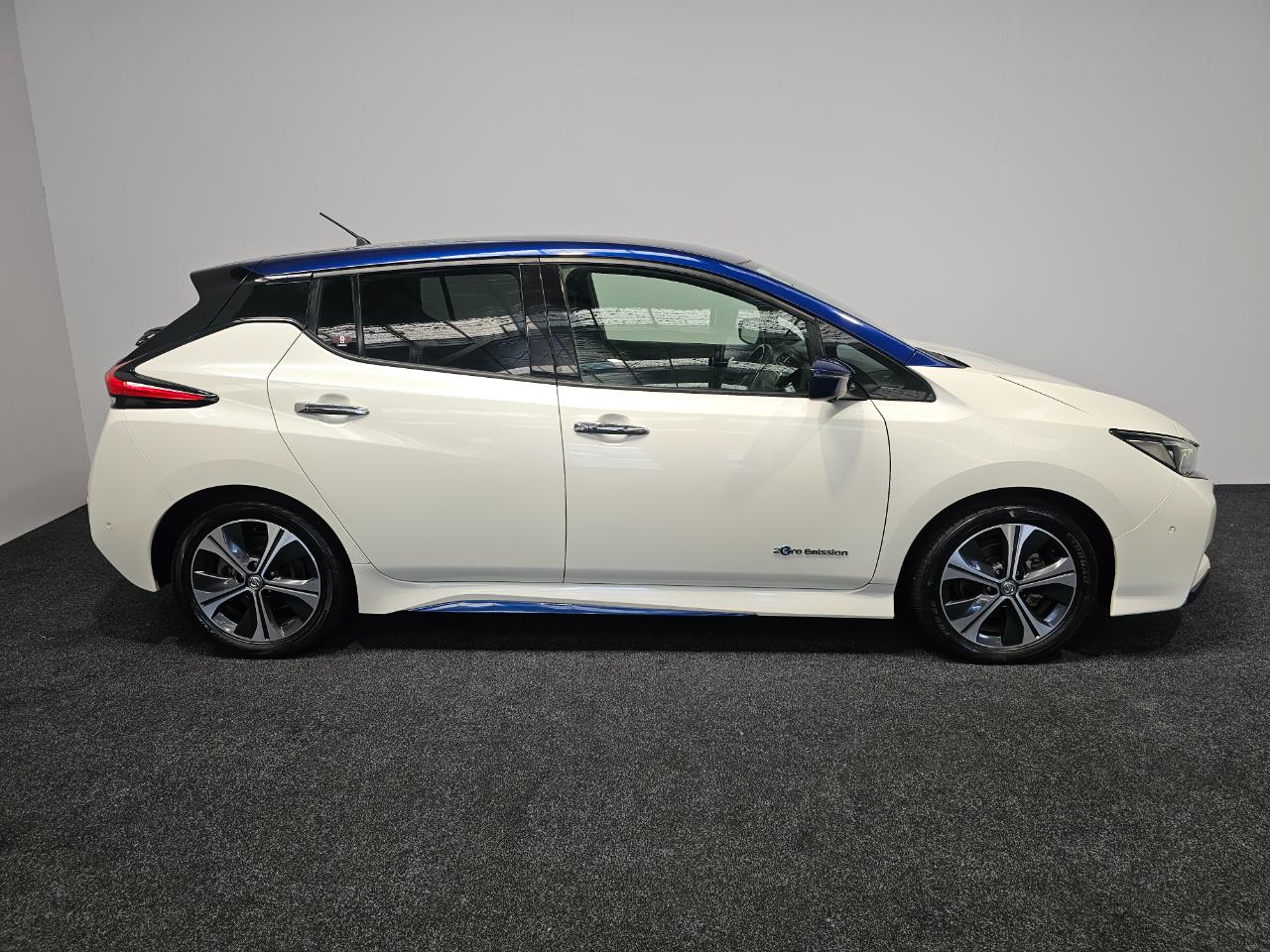 2018 Nissan LEAF