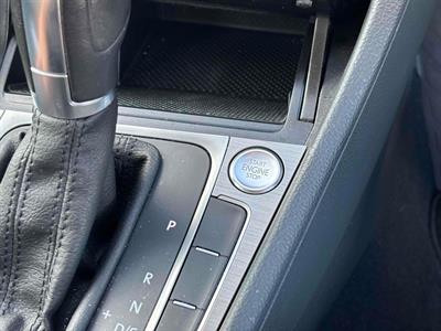 2015 Volkswagen Golf - Thumbnail