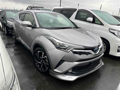 2017 Toyota C-HR - Thumbnail