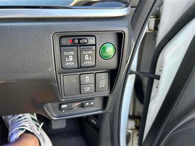 2014 Honda ODYSSEY - Thumbnail