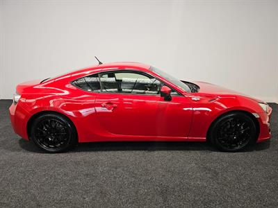 2012 Toyota 86 - Thumbnail