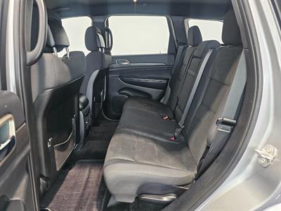 2016 Jeep Grand Cherokee - Thumbnail