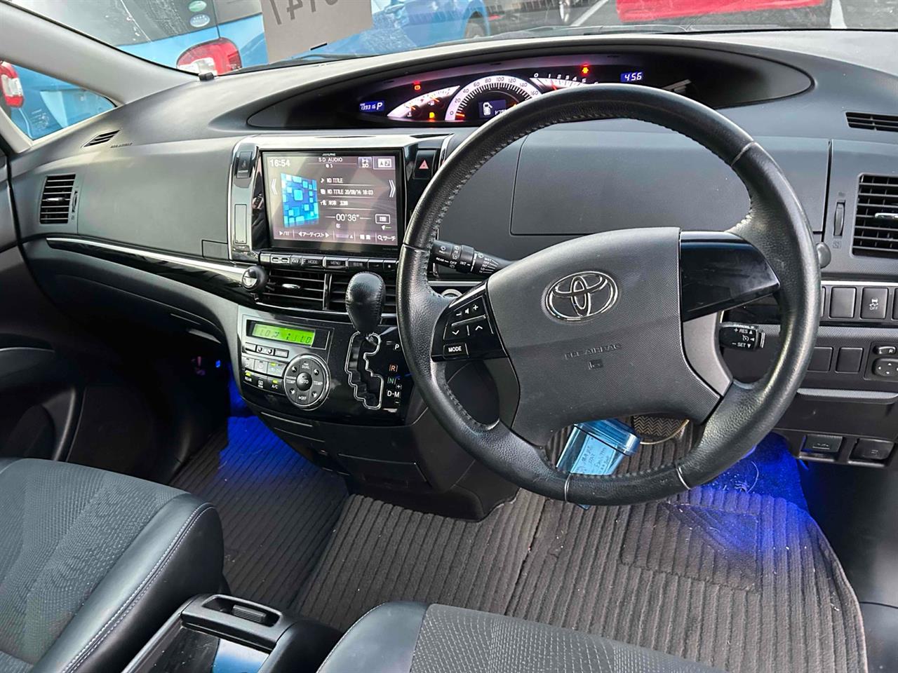 2015 Toyota ESTIMA