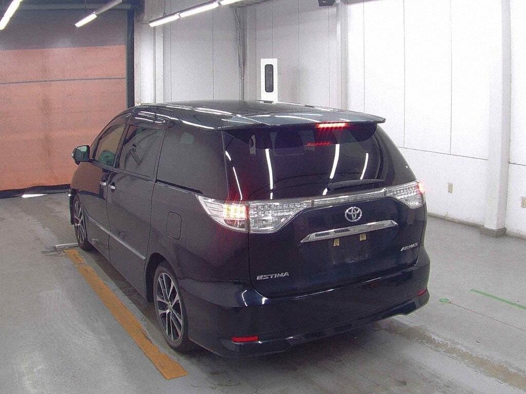 2015 Toyota ESTIMA