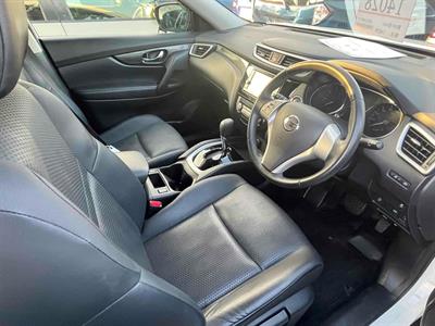 2017 Nissan X-TRAIL - Thumbnail