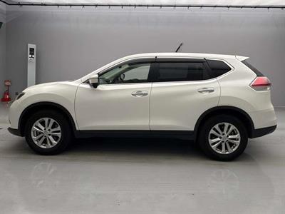 2017 Nissan X-TRAIL - Thumbnail