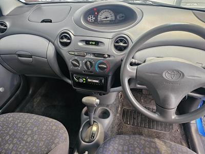 2001 Toyota Echo - Thumbnail