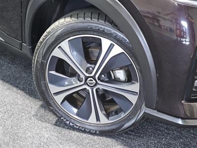 2021 Nissan KICKS - Thumbnail