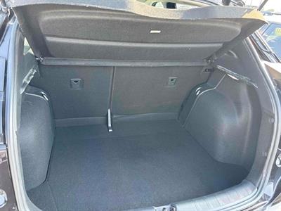 2021 Nissan KICKS - Thumbnail