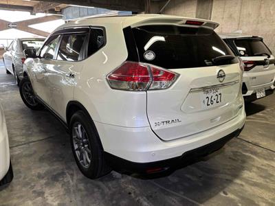 2017 Nissan X-TRAIL - Thumbnail
