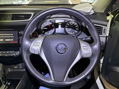 2017 Nissan X-TRAIL - Thumbnail