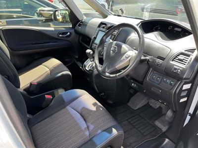2016 Nissan SERENA - Thumbnail