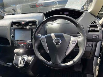 2016 Nissan SERENA - Thumbnail