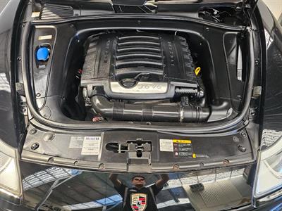 2009 Porsche CAYENNE - Thumbnail