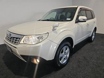 2011 Subaru FORESTER - Thumbnail