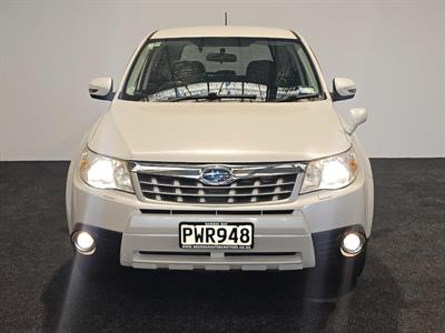 2011 Subaru FORESTER - Thumbnail