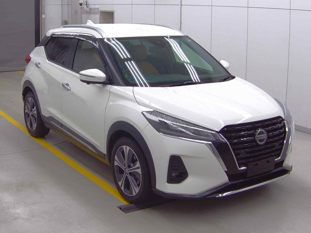 2020 Nissan KICKS