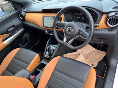 2020 Nissan KICKS - Thumbnail
