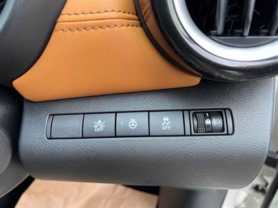 2020 Nissan KICKS - Thumbnail