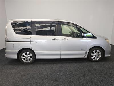 2012 Nissan SERENA - Thumbnail